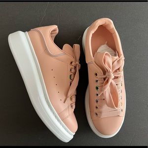 Alexander McQueen Larry Sneaker